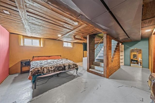 3118 Myrtle Avenue, Kansas City, MO 64128