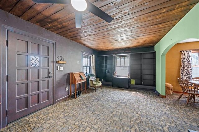 3118 Myrtle Avenue, Kansas City, MO 64128