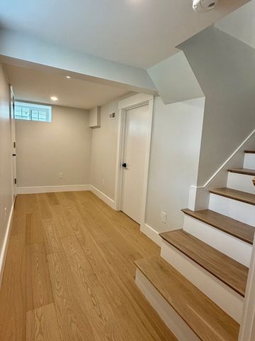 589 Weld St, Boston, MA 02132