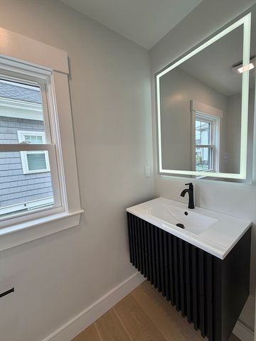 589 Weld St, Boston, MA 02132