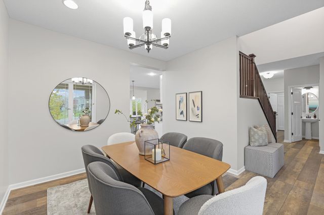 18072 Hyde Park Avenue, Lakeville, MN 55044