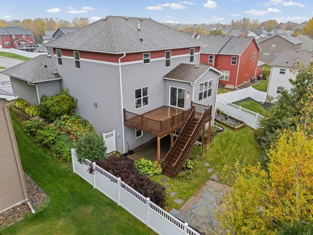 18072 Hyde Park Avenue, Lakeville, MN 55044