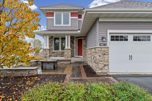18072 Hyde Park Avenue, Lakeville, MN 55044