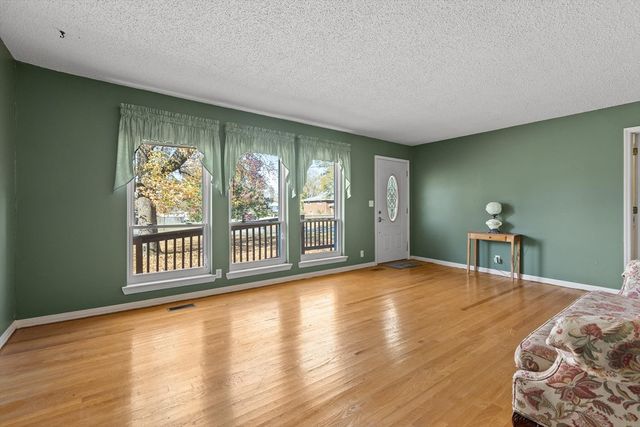 99 Battlewood Dr, Ft Oglethorpe, GA 30742