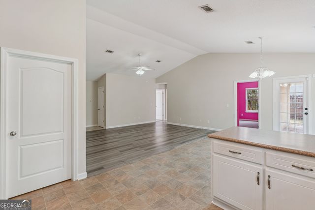 138 Cedar Circle Drive, Kingsland, GA 31548