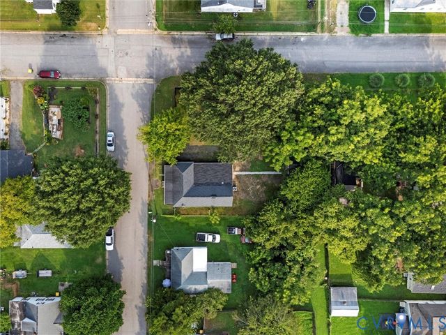 2304 Gordon St, Hopewell, VA 23860