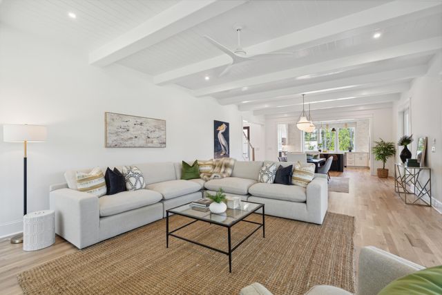 1480 Jeremy Cay Court, Awendaw, SC 29429