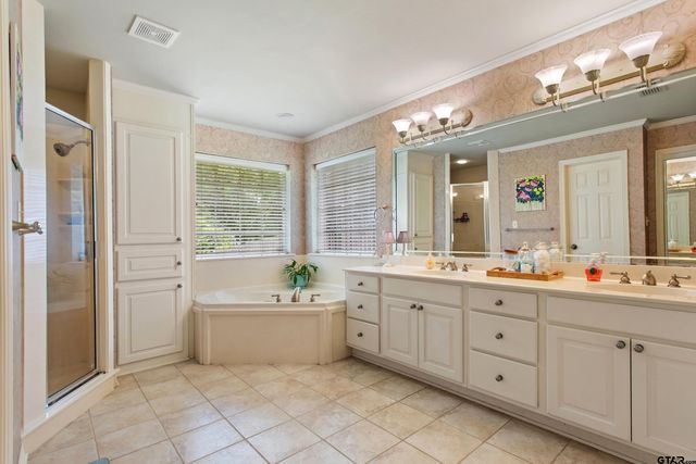 4005 Chapel Woods Blvd, Tyler, TX 75707