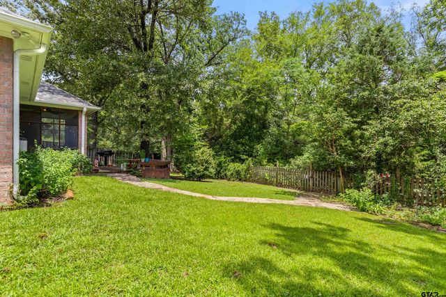 4005 Chapel Woods Blvd, Tyler, TX 75707