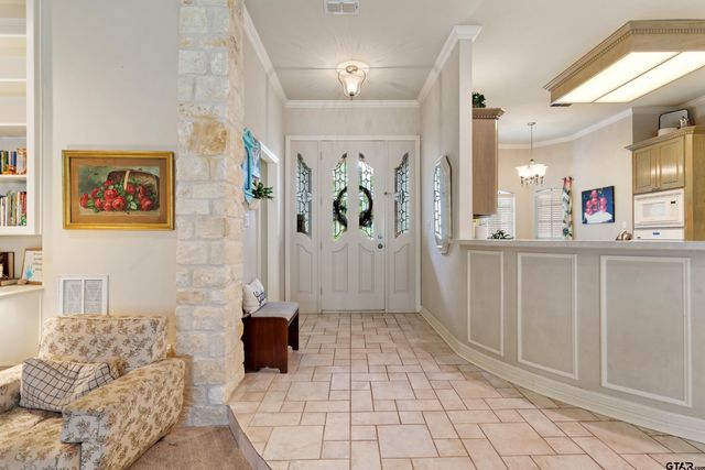 4005 Chapel Woods Blvd, Tyler, TX 75707
