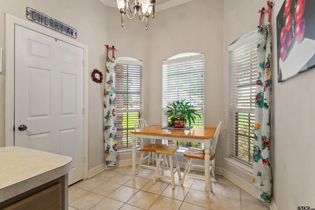 4005 Chapel Woods Blvd, Tyler, TX 75707
