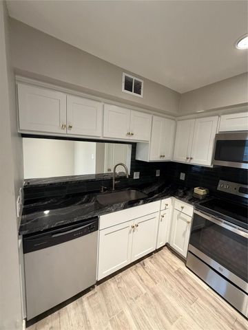 11002 Hammerly Boulevard 171, Houston, TX 77043