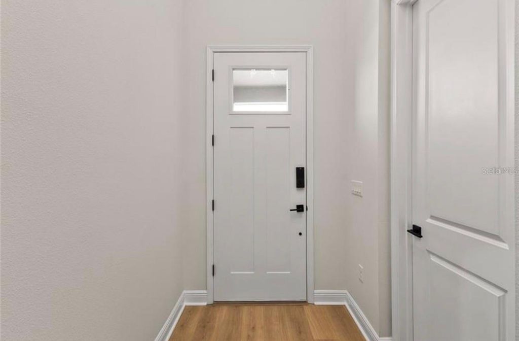 Image 3 of property listing at 16018 VOLTERRA POINT, Bella Collina, FL 34756