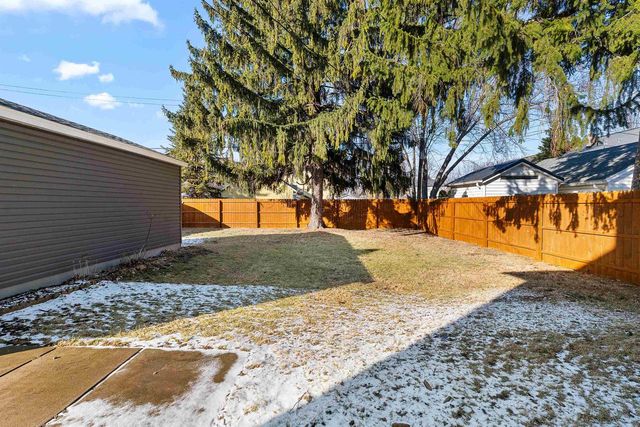 183 E MCWILLIAMS STREET, Fond Du Lac, WI 54935