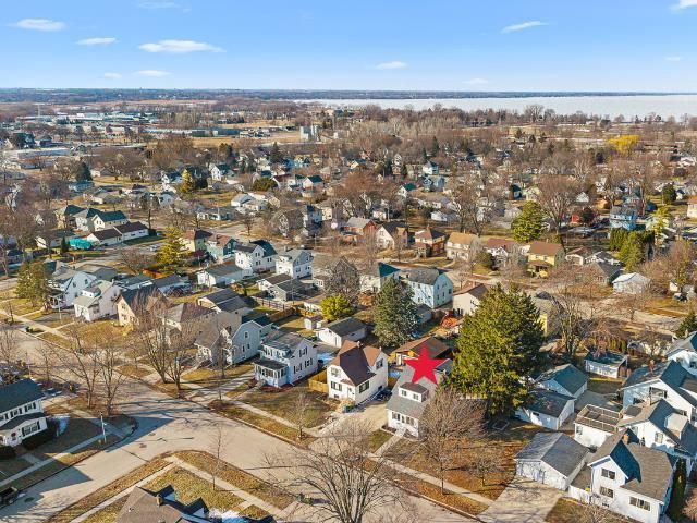 183 E MCWILLIAMS STREET, Fond Du Lac, WI 54935