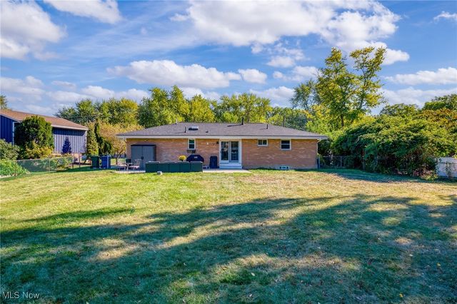 4762 Hollyview Drive, Vermilion, OH 44089