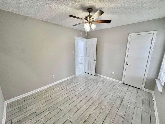 6400 KERRVILLE-ROSEMARK RD, Millington, TN 38053