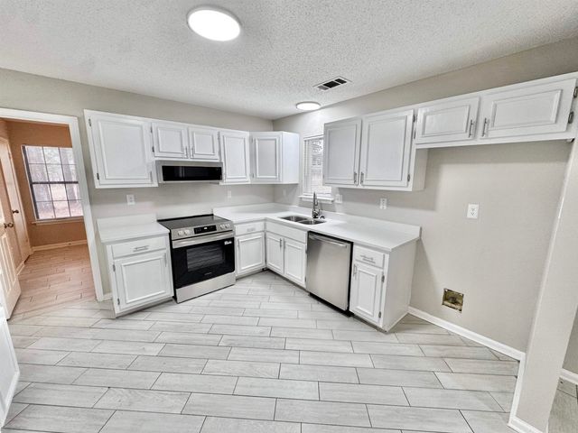 6400 KERRVILLE-ROSEMARK RD, Millington, TN 38053