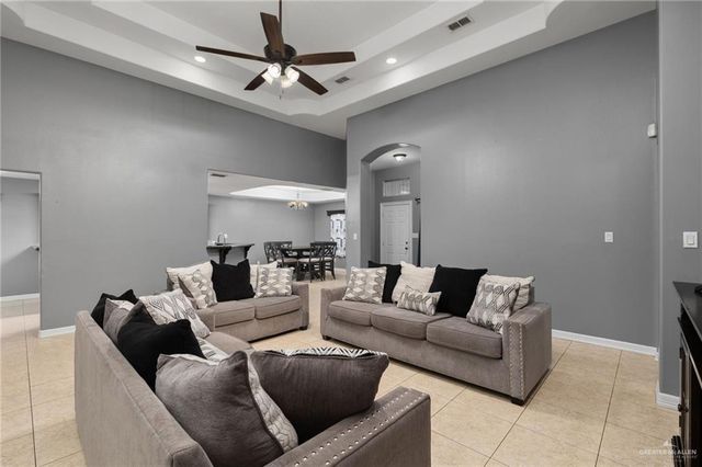 21019 Uresti Street, Edinburg, TX 78542