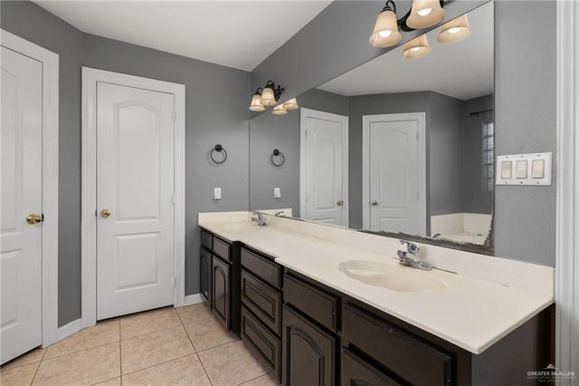 21019 Uresti Street, Edinburg, TX 78542