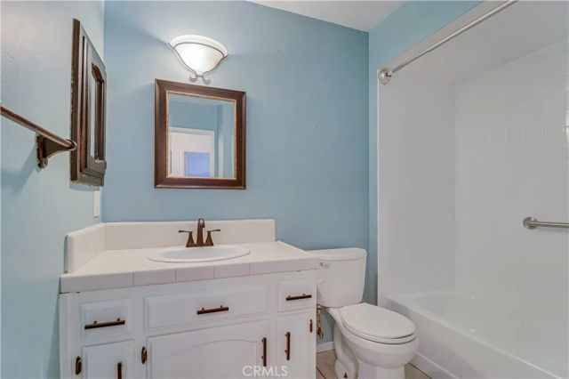 5217 Stancliff, Bakersfield, CA 93307