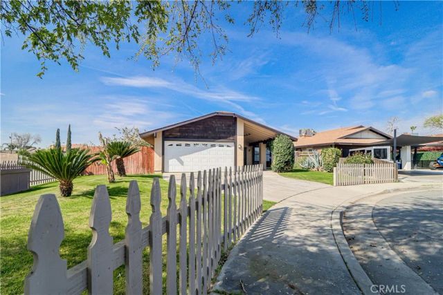 5217 Stancliff, Bakersfield, CA 93307