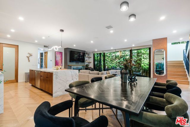 3601 Wade Street, Los Angeles, CA 90066