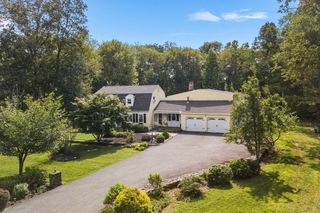 56 Blueberry Lane, Southbury, CT 06488