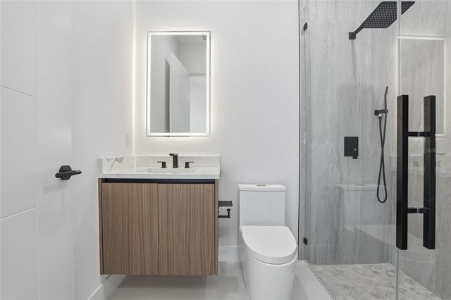 6907 N BOULEVARD, Tampa, FL 33604