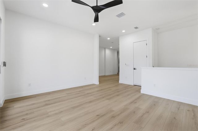 6907 N BOULEVARD, Tampa, FL 33604