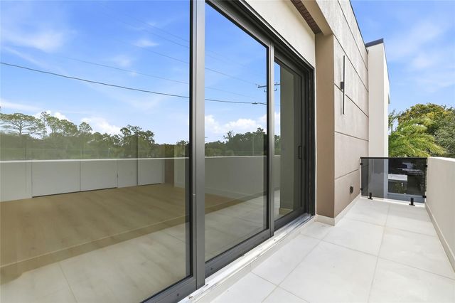 6907 N BOULEVARD, Tampa, FL 33604