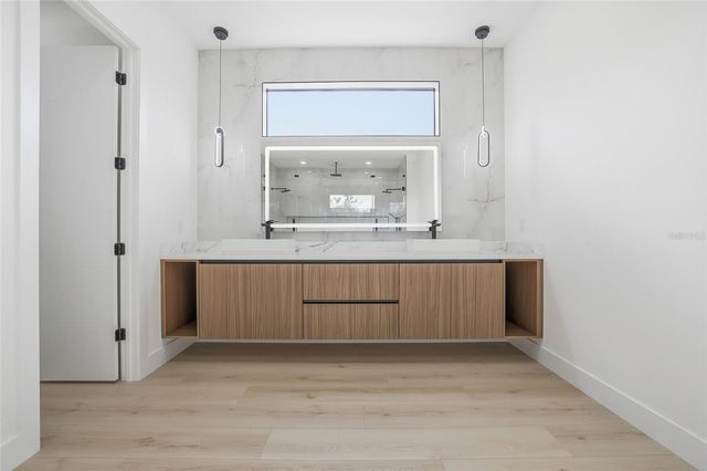 6907 N BOULEVARD, Tampa, FL 33604