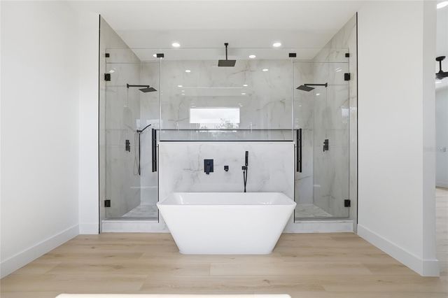 6907 N BOULEVARD, Tampa, FL 33604