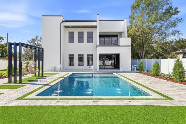 6907 N BOULEVARD, Tampa, FL 33604