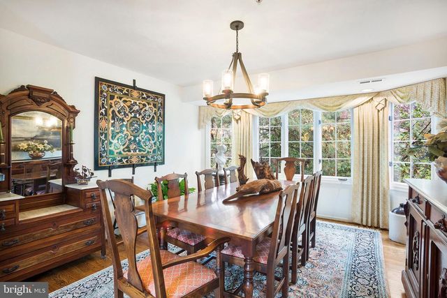 36 CLWYD RD, Bala Cynwyd, PA 19004