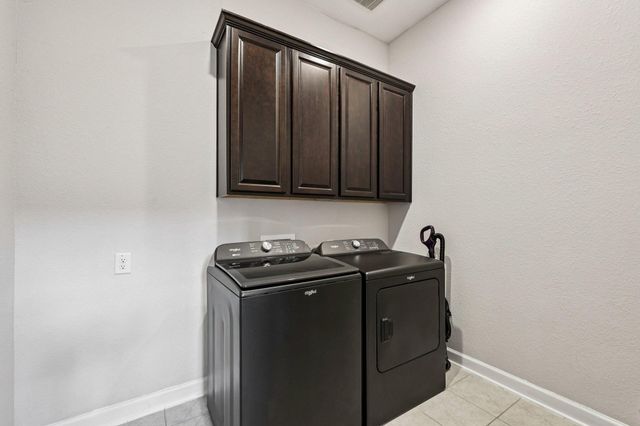 207 Wild Pecan LOOP, Buda, TX 78610