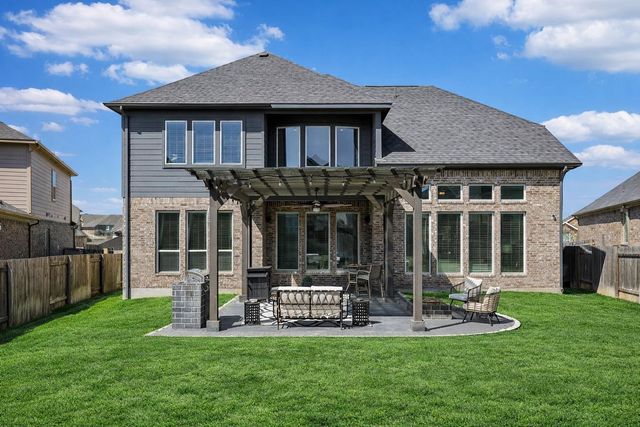 207 Wild Pecan LOOP, Buda, TX 78610