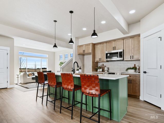 340 E Mayfield Springs Blvd, Mayfield, ID 83761