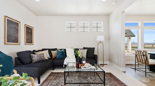 340 E Mayfield Springs Blvd, Mayfield, ID 83761