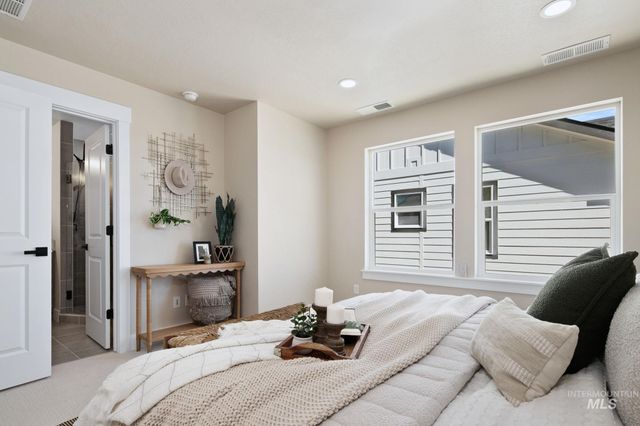 340 E Mayfield Springs Blvd, Mayfield, ID 83761