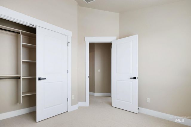 340 E Mayfield Springs Blvd, Mayfield, ID 83761