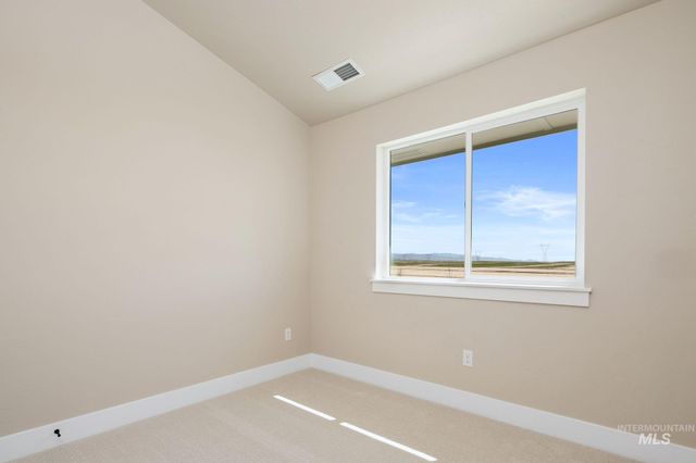 340 E Mayfield Springs Blvd, Mayfield, ID 83761