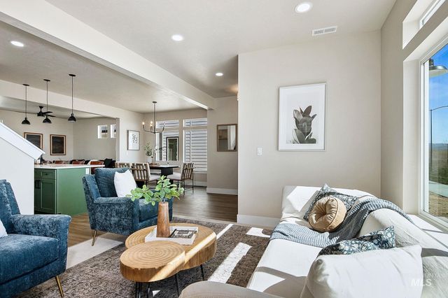 340 E Mayfield Springs Blvd, Mayfield, ID 83761