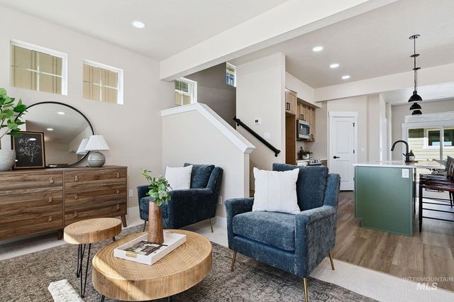 340 E Mayfield Springs Blvd, Mayfield, ID 83761