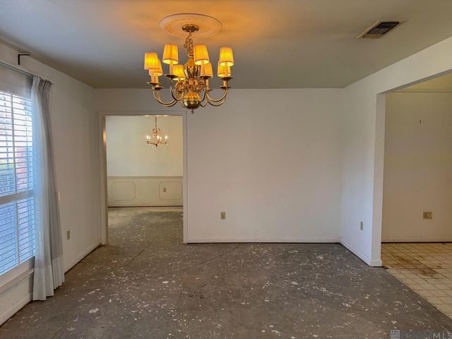 10525 Rondo Ave, Baton Rouge, LA 70815