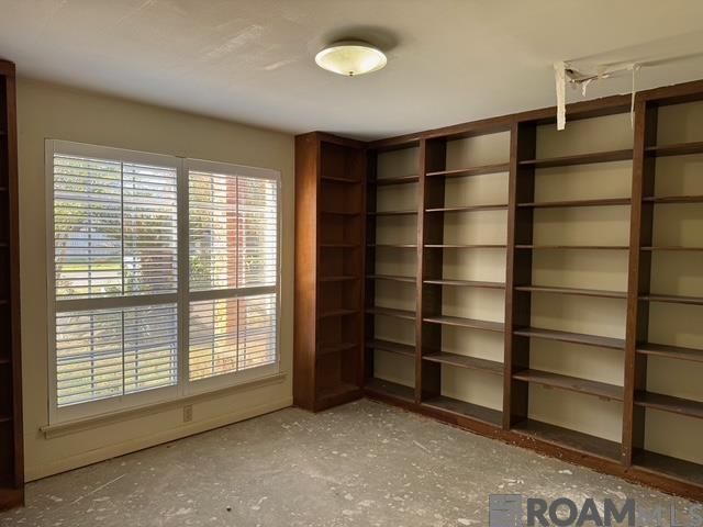 10525 Rondo Ave, Baton Rouge, LA 70815