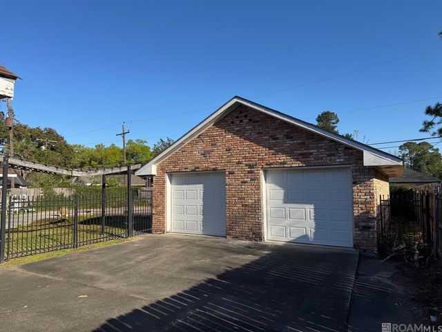 10525 Rondo Ave, Baton Rouge, LA 70815