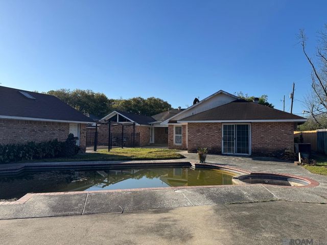 10525 Rondo Ave, Baton Rouge, LA 70815