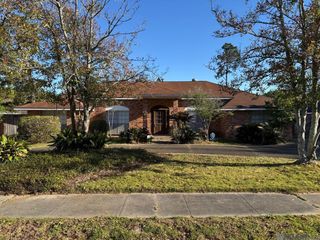 10525 Rondo Ave, Baton Rouge, LA 70815