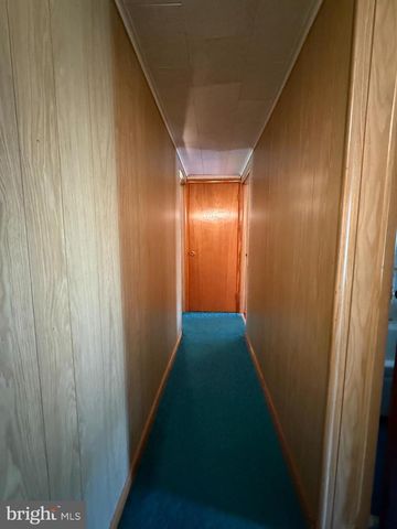 596 OLD 209 RD, Tamaqua, PA 18252